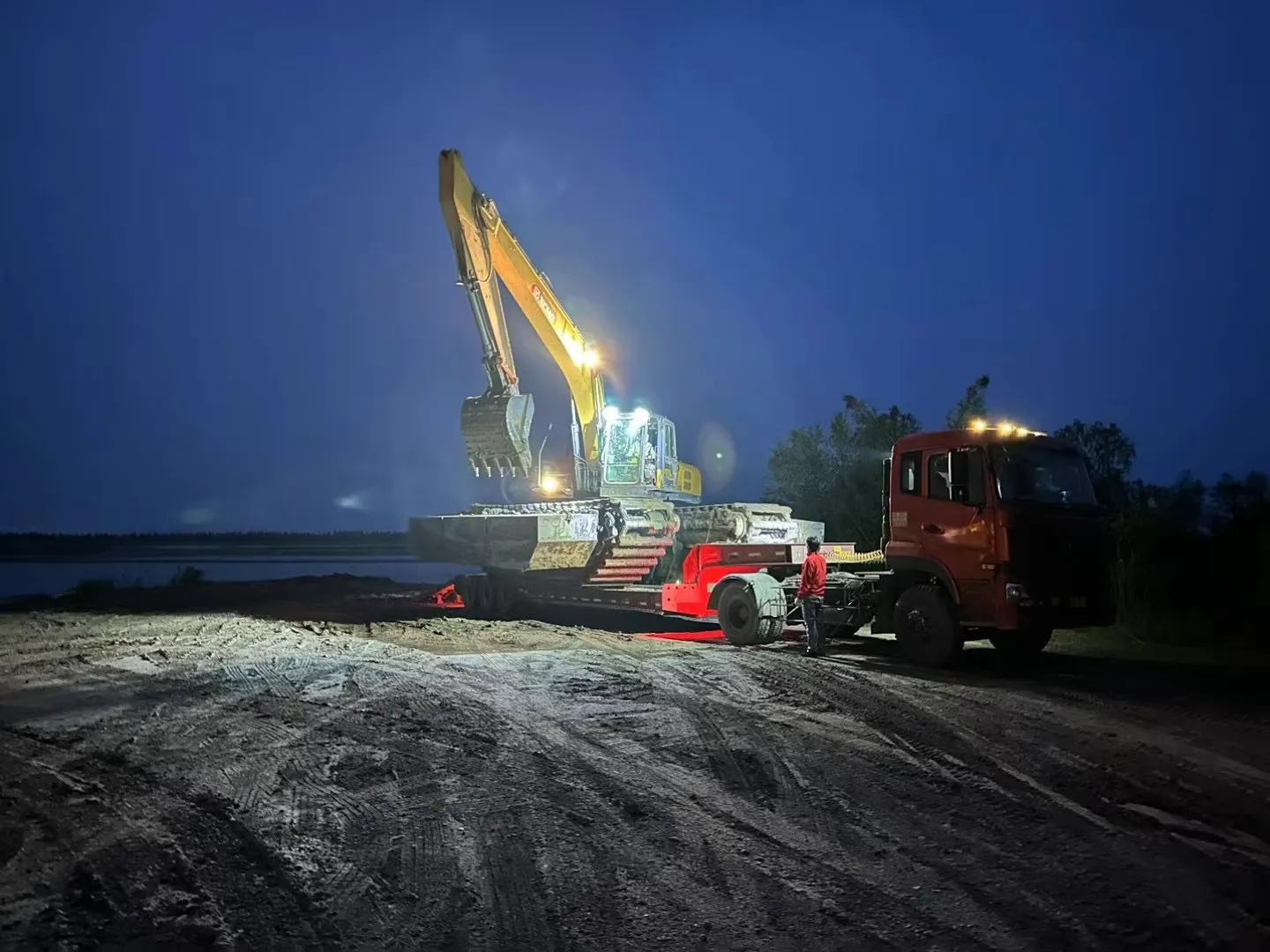 The shift from land excavators to amphibious models involves adapting to unique operational dynamics in aquatic and muddy terrains.